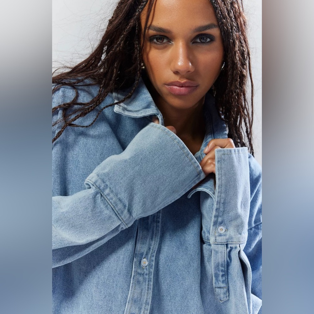 SALE TODAY ONLY! Urban Outfitters Lioness Off Duty Denim Shirt - Picture 4 of 16